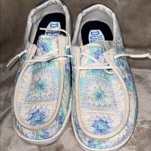 Hey Dude Womens Size W10, Wendy Crochet shoe collection, very cute!